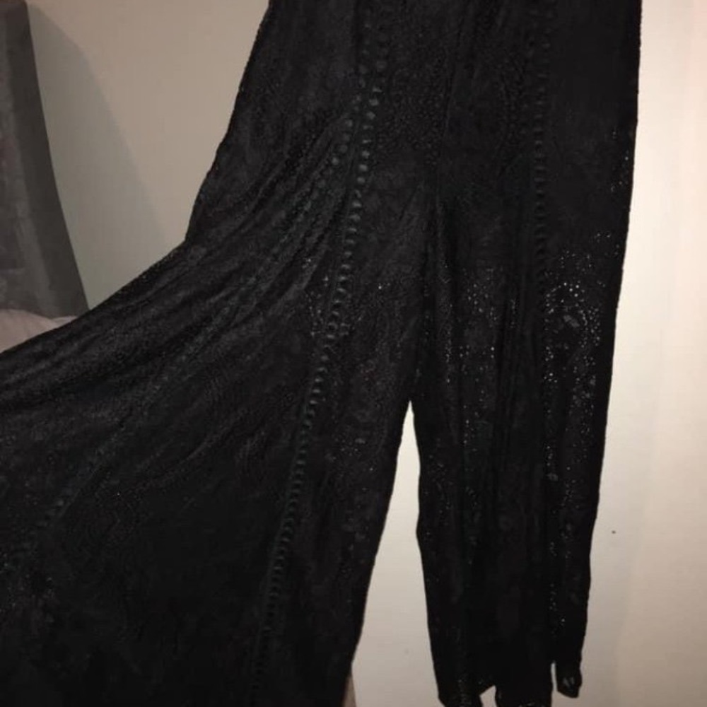 Romper - Picture 2 of 3